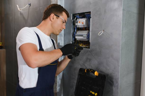 Best Electrical Outlet Repair  in Newburgh Heights, OH